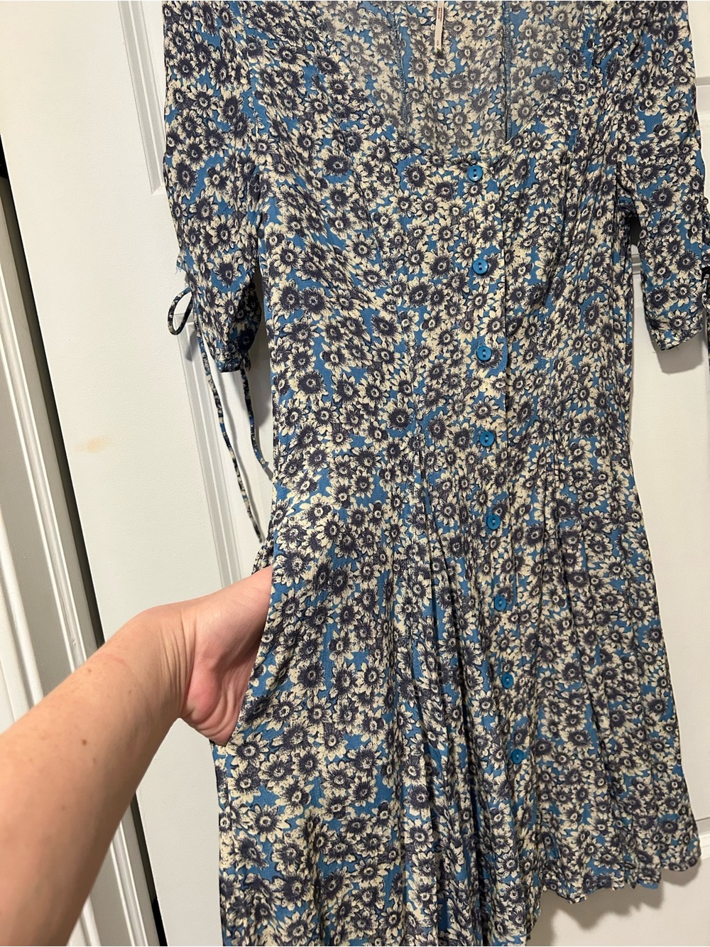 Like New Free People All Laced Up Mini Dress Blue/Ivory Floral Daisy Print - Picture 10 of 16